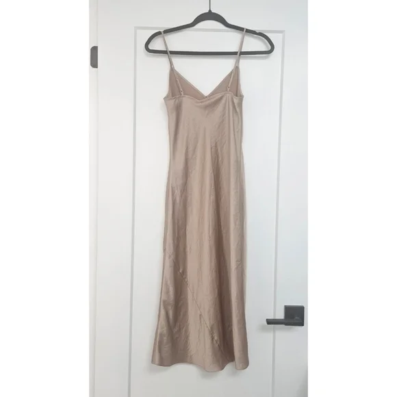 WILFRED Only Slip Midi Dress Marmont Champagne Satin XXS Aritzia NWT - Picture 6 of 6